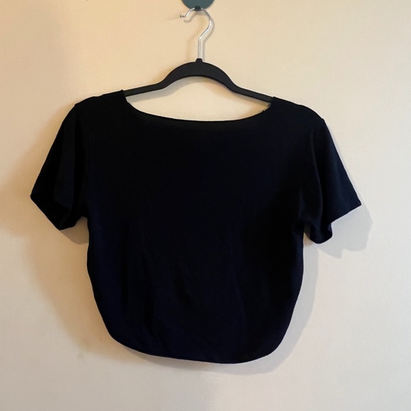 Crop V-Neck Tee - Picture 3 of 3